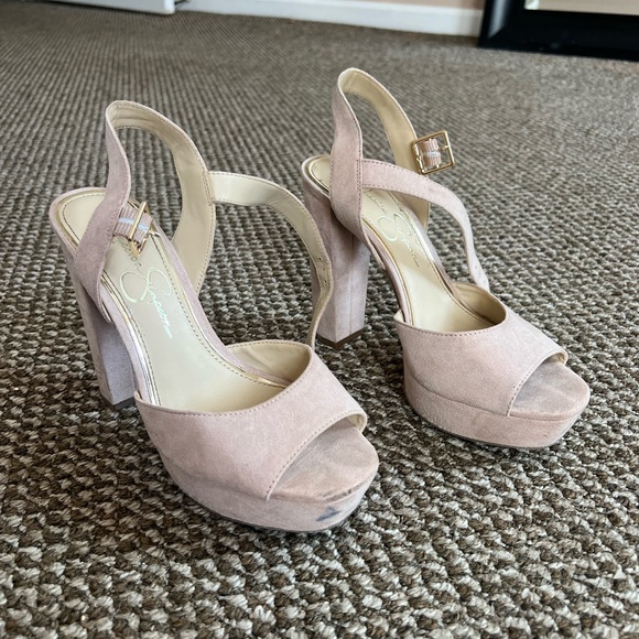 Jessica Simpson Heels - Picture 2 of 2